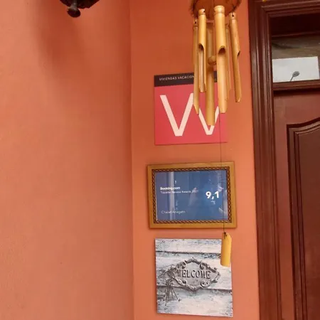 安娜加托旅馆 *